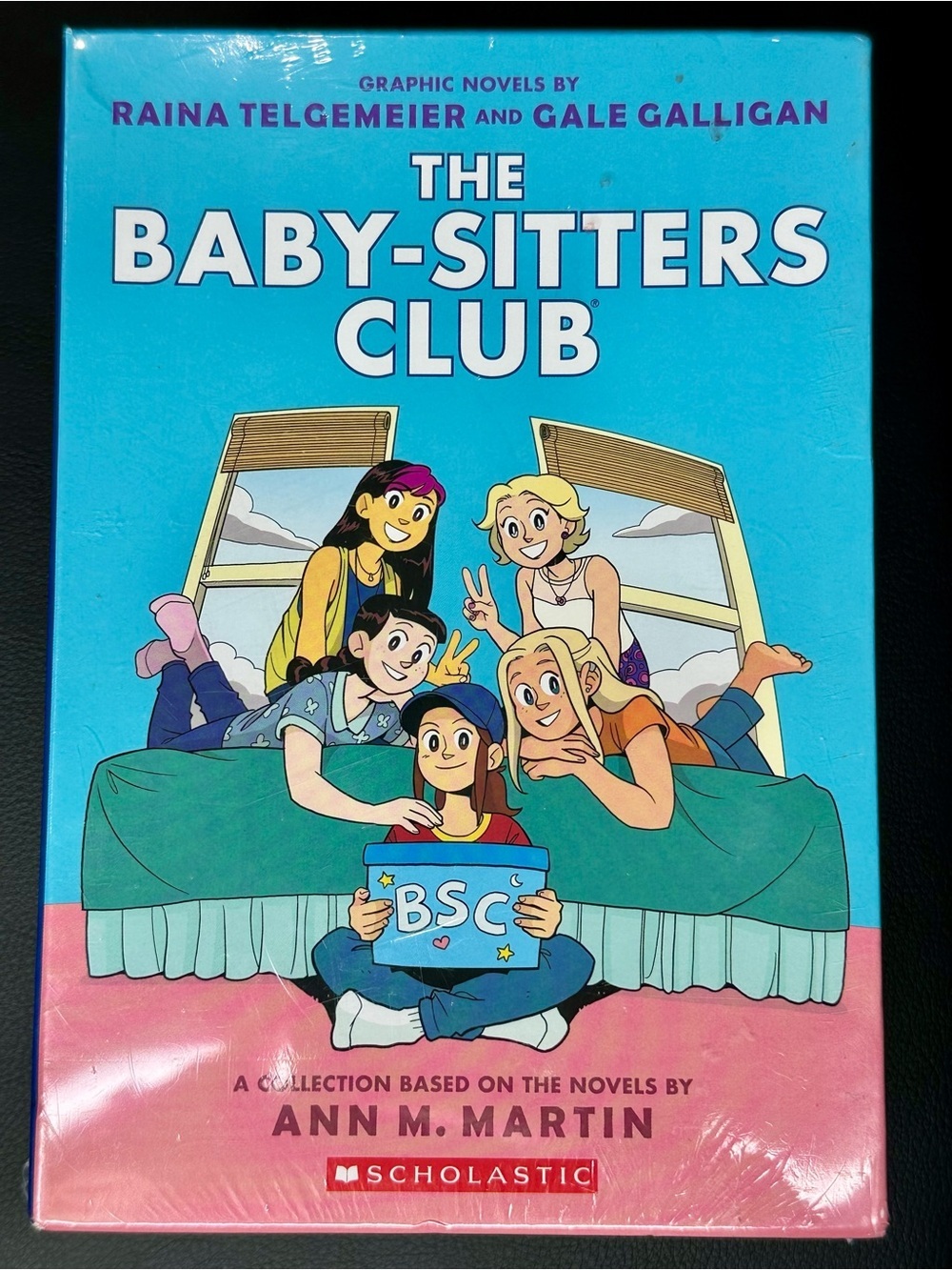 The Baby-Sitters Club Graphic Novel Collection - Books #1 - #5